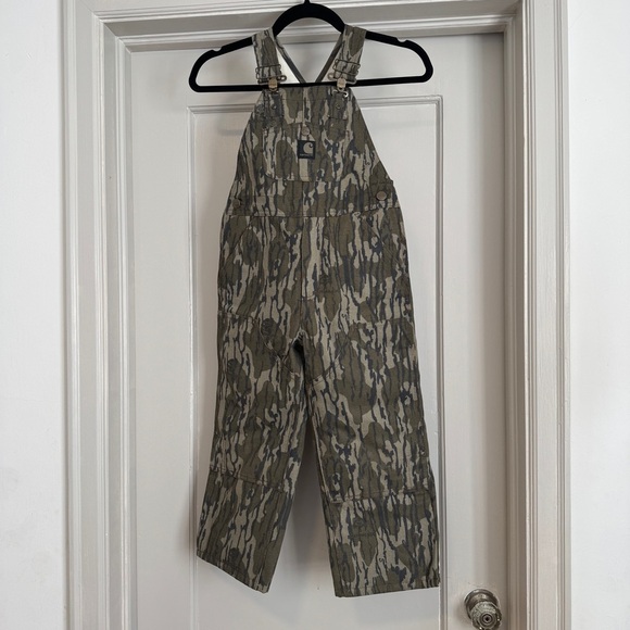 Kids Carhartt camouflage overalls size 5 - Picture 1 of 8
